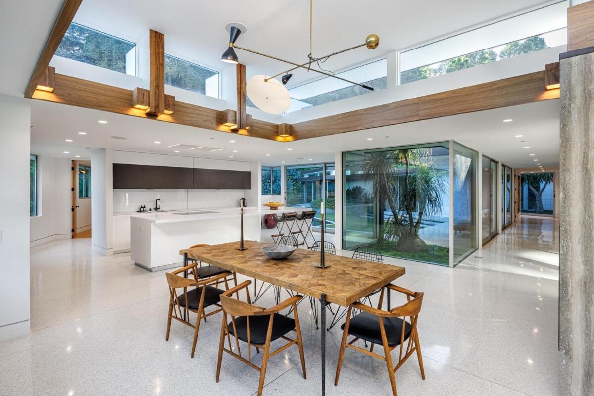 Loma Vista Modern Ferienhaus *
